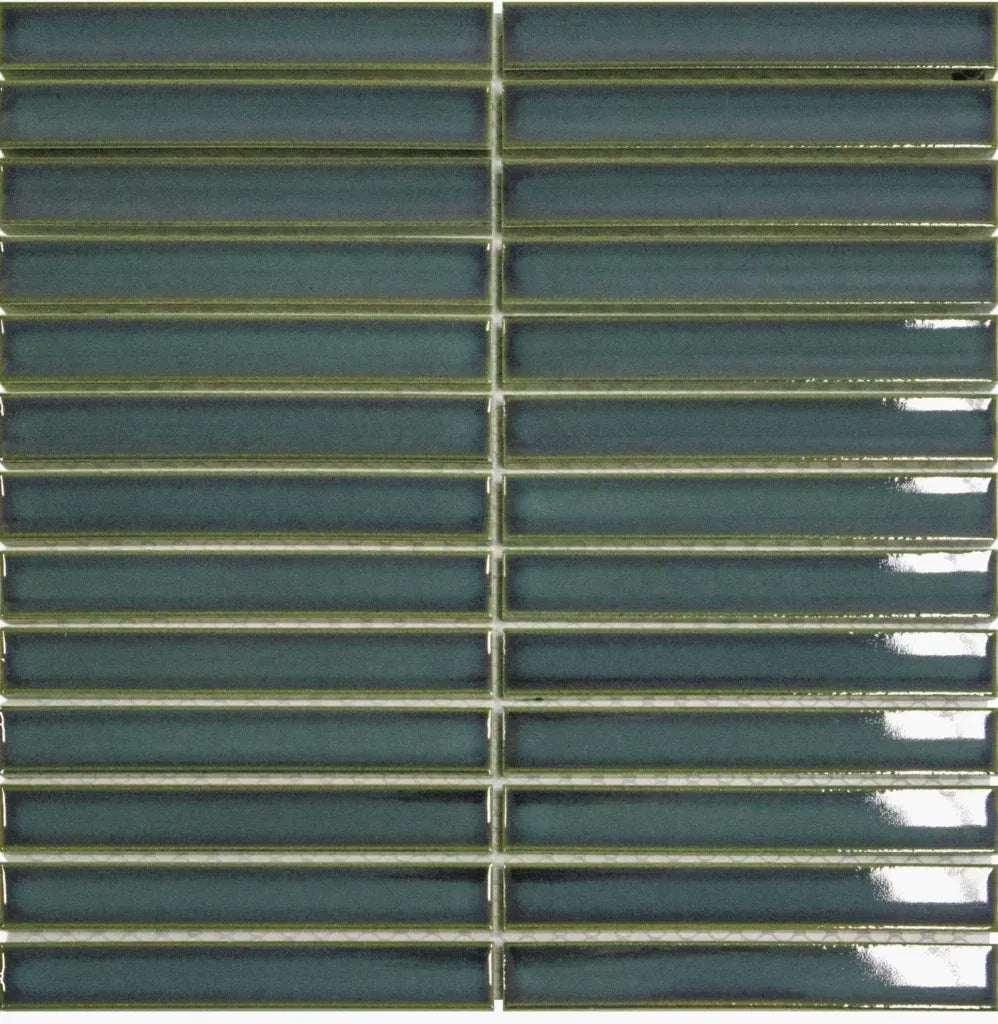 The Sevilla Mosaic Tiles, Original KitKat design in a forest green glossy, with a size of 20x145mm.